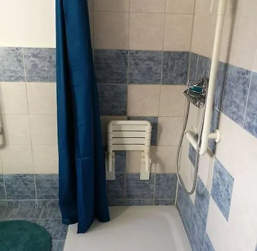 Am Nibelungensteig Unter Der Burg Lindenfels